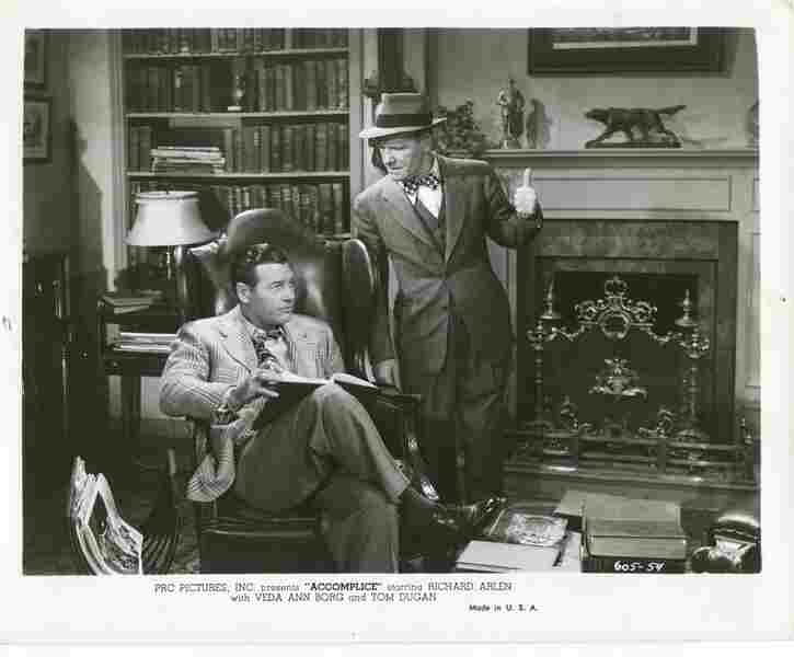 Accomplice (1946) Screenshot 4