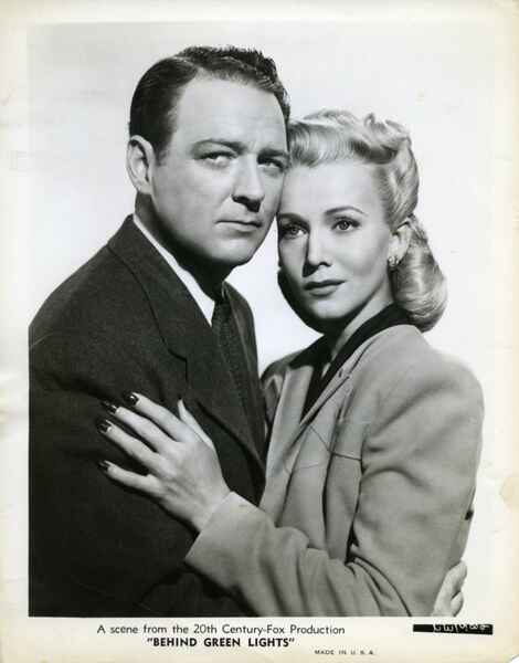 Behind Green Lights (1946) Screenshot 2