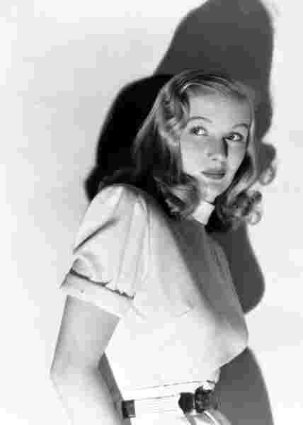 The Blue Dahlia (1946) Screenshot 4