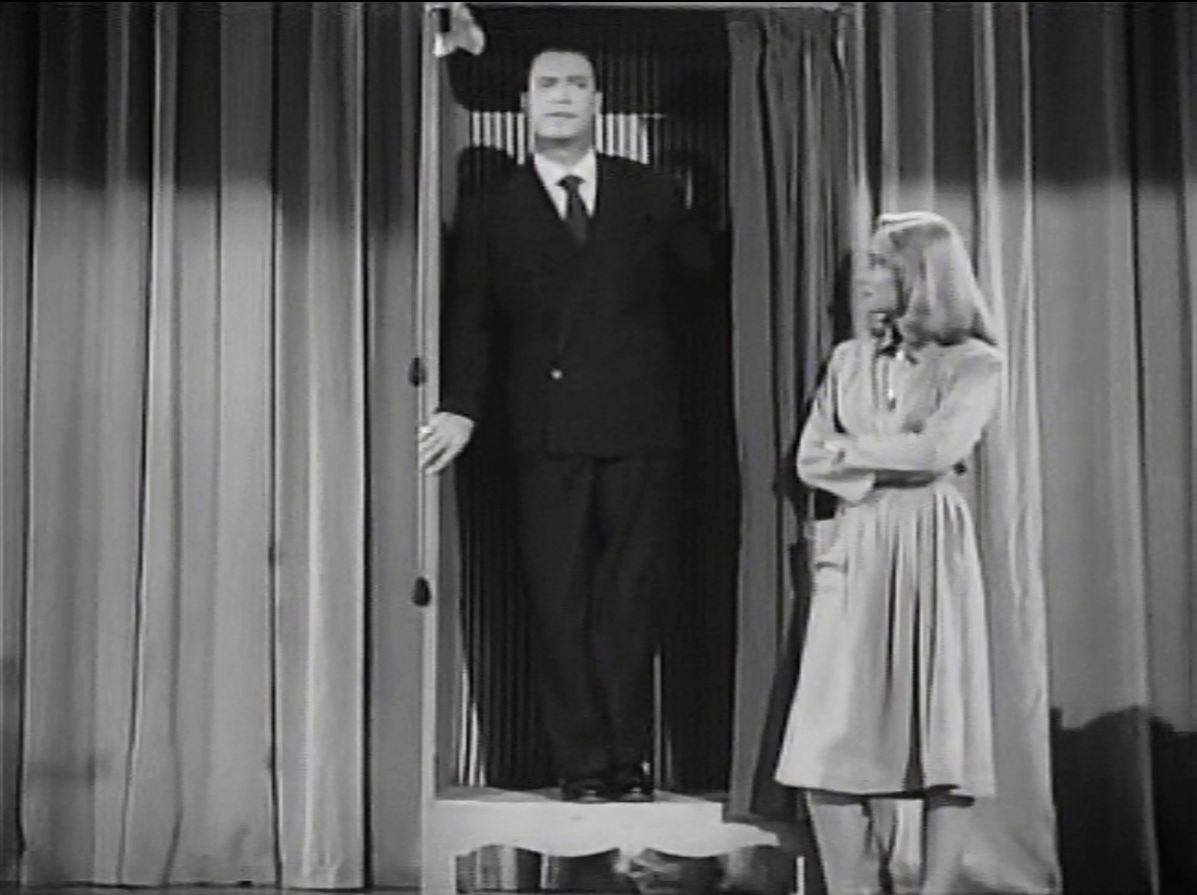 Boston Blackie and the Law (1946) Screenshot 1