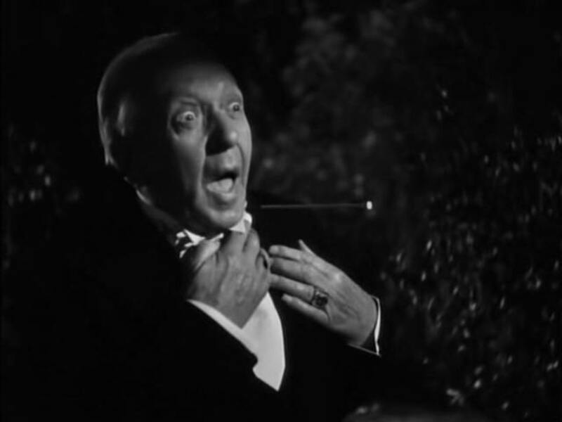 The Devil's Mask (1946) Screenshot 2