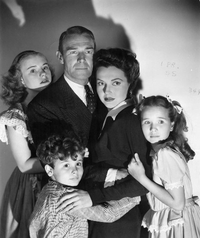 Home, Sweet Homicide (1946) Screenshot 3