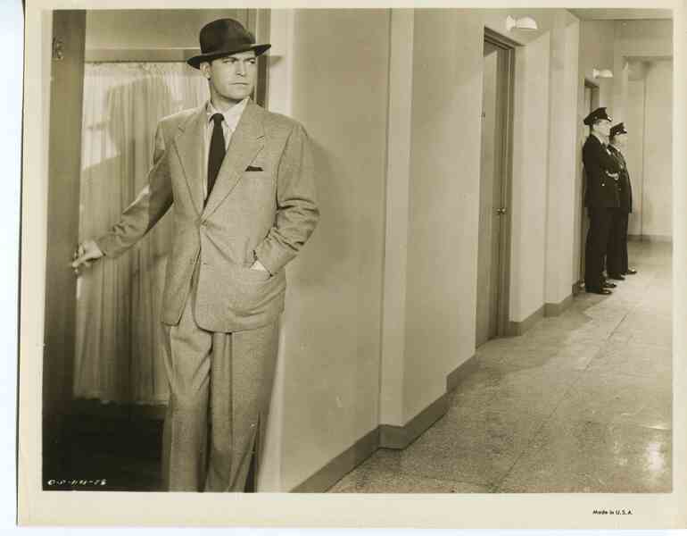 The Phantom Thief (1946) Screenshot 2