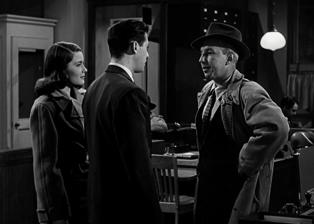 Somewhere in the Night (1946) Screenshot 1 