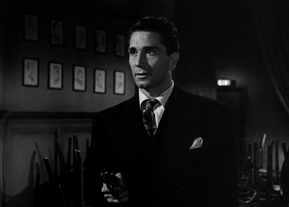 Somewhere in the Night (1946) Screenshot 3 
