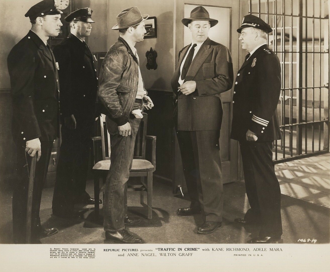Traffic in Crime (1946) Screenshot 1