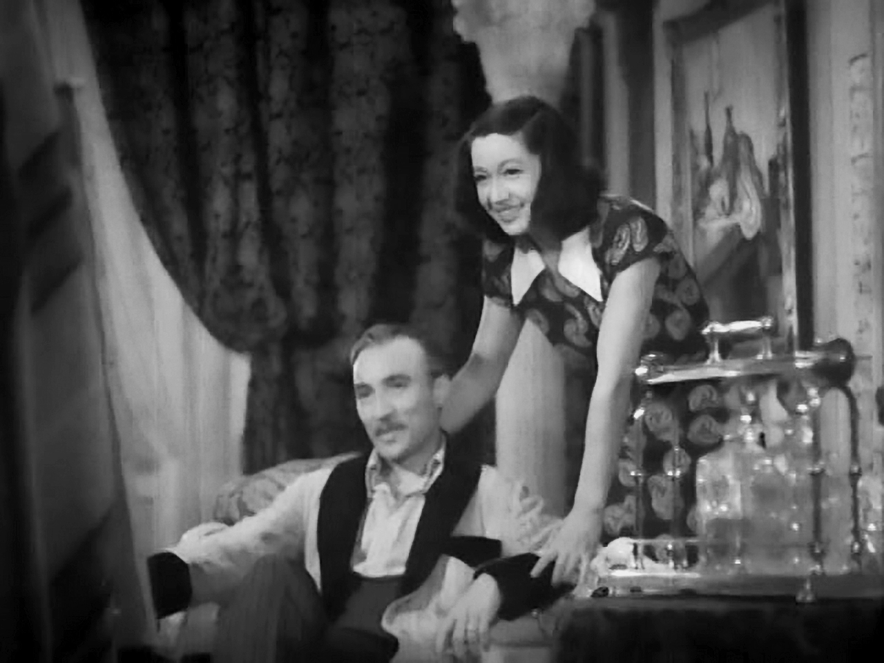 Anjô-ke no butôkai (1947) Screenshot 3 