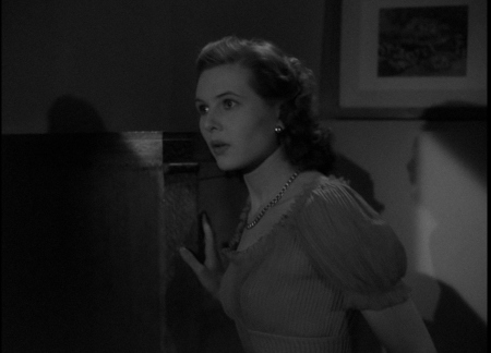 Dancing with Crime (1947) Screenshot 5