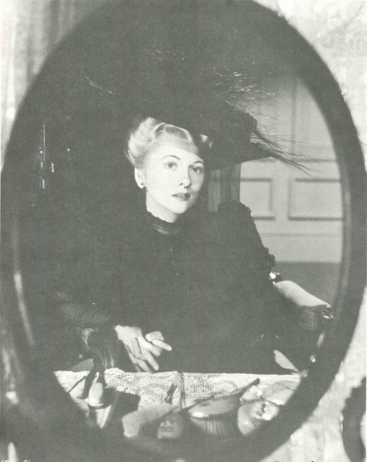 Ivy (1947) Screenshot 2
