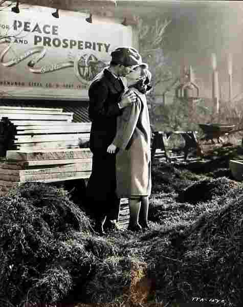 The Long Night (1947) Screenshot 2