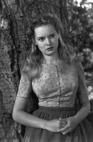 The Romance of Rosy Ridge (1947) Screenshot 3 