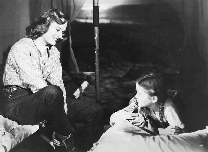 Stallion Road (1947) Screenshot 5