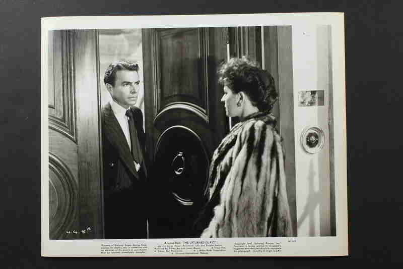 The Upturned Glass (1947) Screenshot 2
