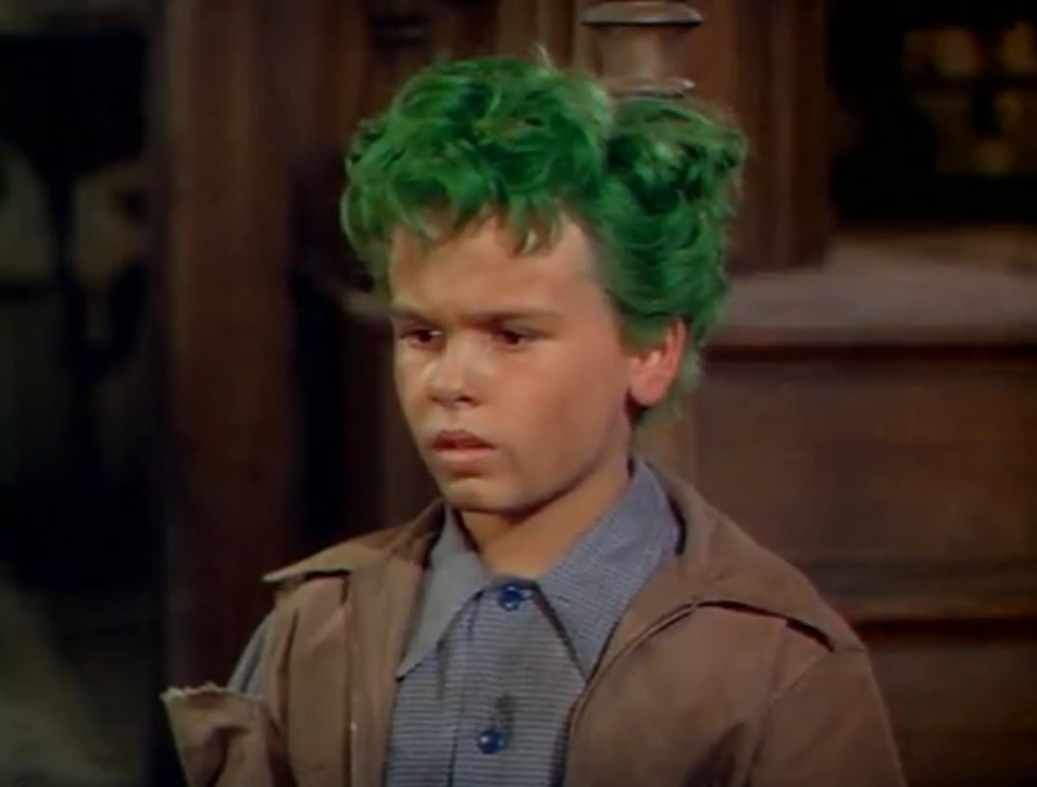 The Boy with Green Hair (1948) Screenshot 4 