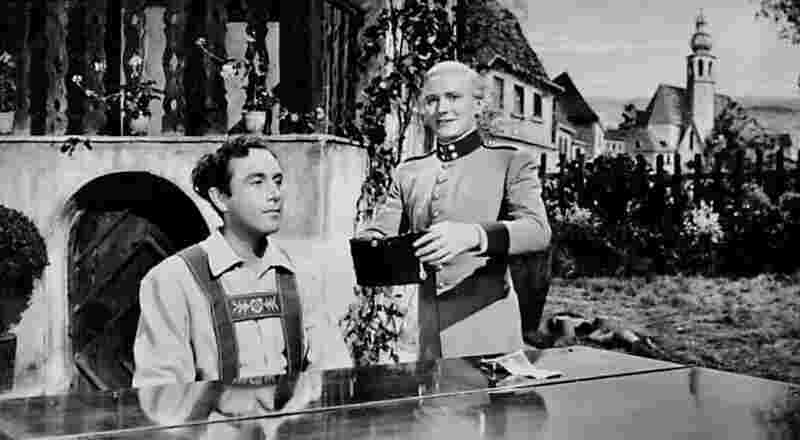 The Dancing Years (1950) starring Dennis Price on DVD DVD The Dancing Years (1950) Screenshot 2
