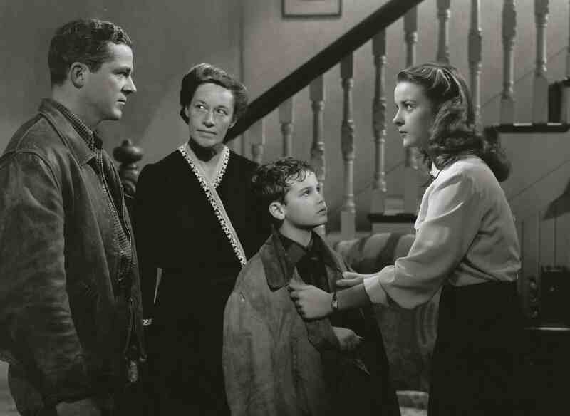 Deep Waters (1948) Screenshot 1