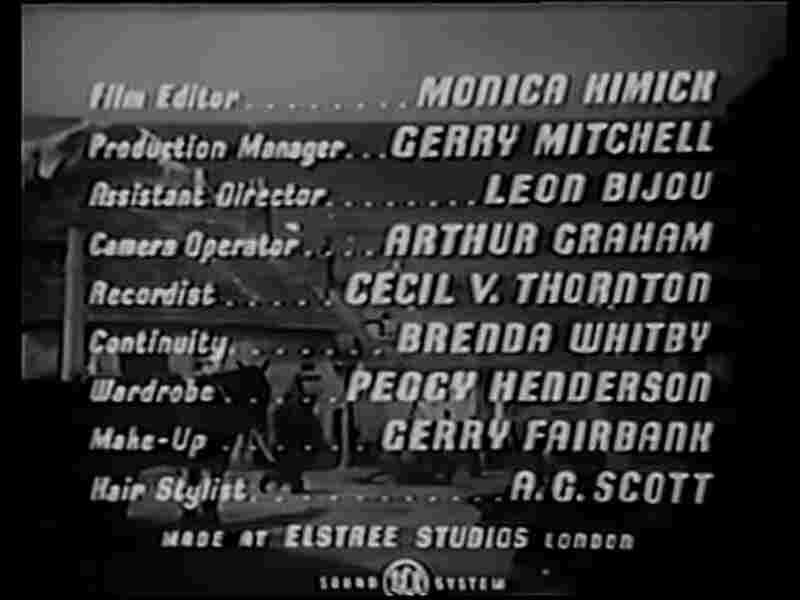 Man on the Run (1949) starring Joan Hopkins on DVD DVD Man on the Run (1949) Screenshot 5