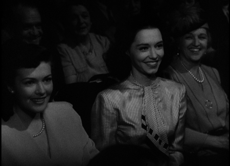 Night Has a Thousand Eyes (1948) Screenshot 4