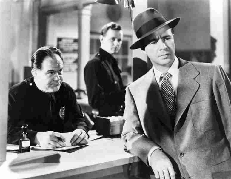 Pitfall (1948) Screenshot 4