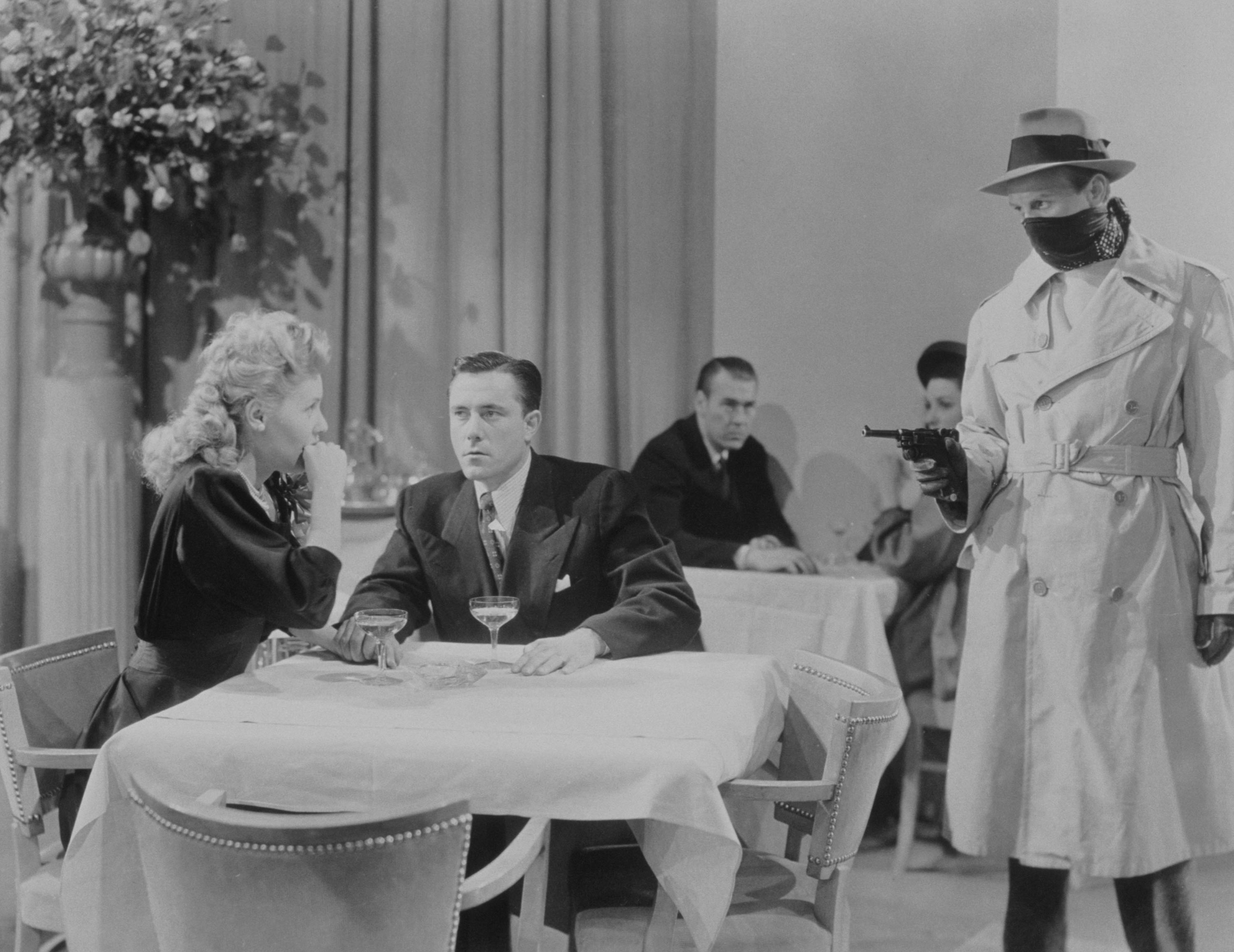 The Street with No Name (1948) Screenshot 1