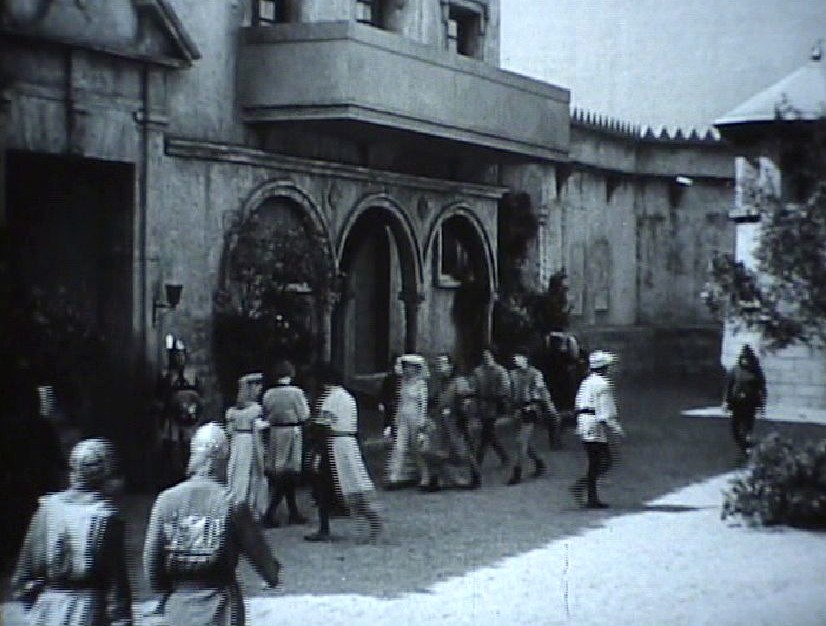 The Adventures of Sir Galahad (1949) Screenshot 5