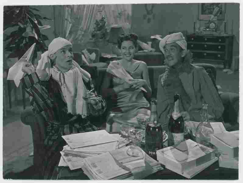 The Girl from the Third Row (1949) Screenshot 5