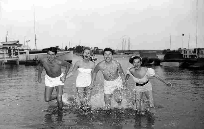 The Girl from Jones Beach (1949) Screenshot 1