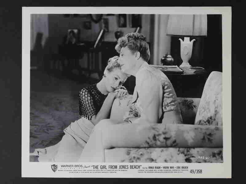 The Girl from Jones Beach (1949) Screenshot 2