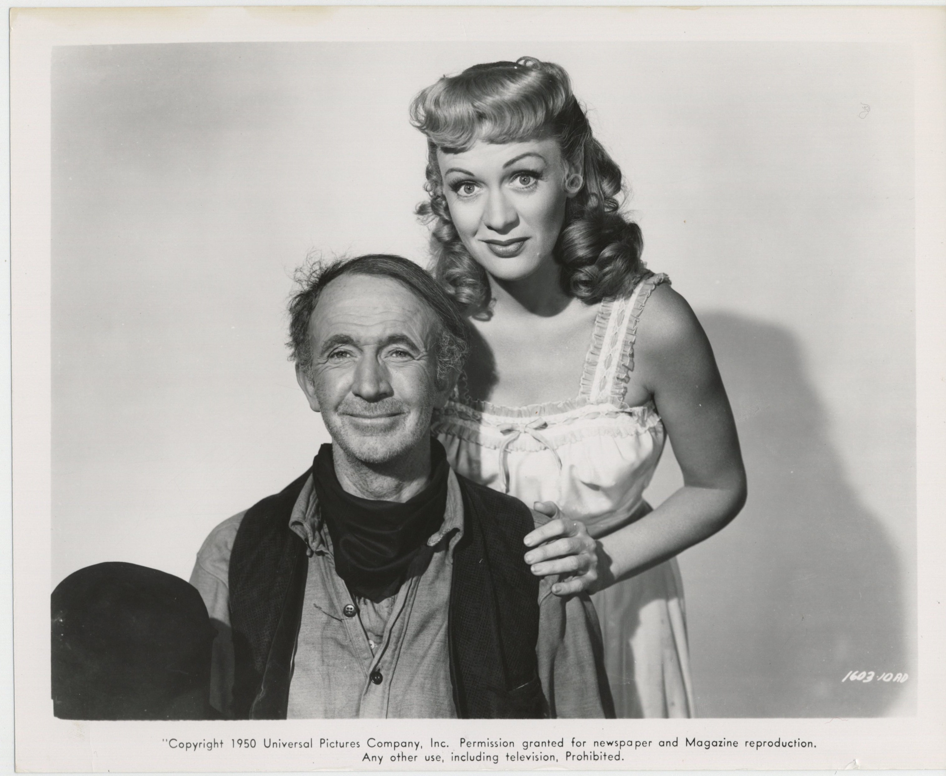 Curtain Call at Cactus Creek (1950) Screenshot 4 