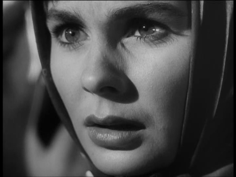 The Clouded Yellow (1950) Screenshot 5 