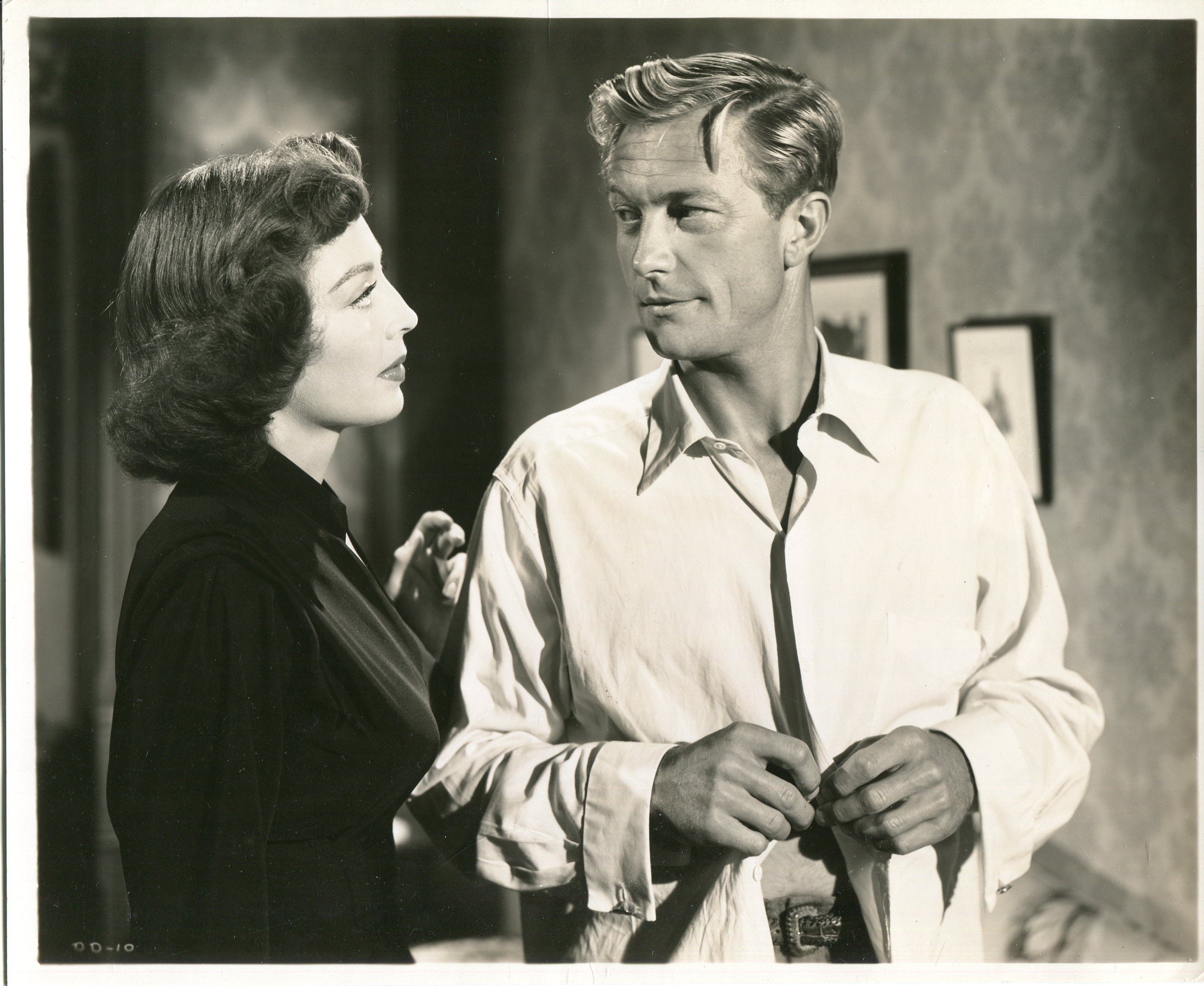 Double Deal (1950) Screenshot 2 