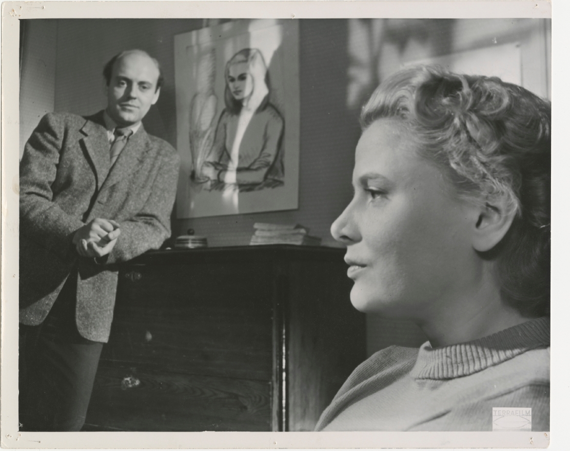 Girl with Hyacinths (1950) Screenshot 4