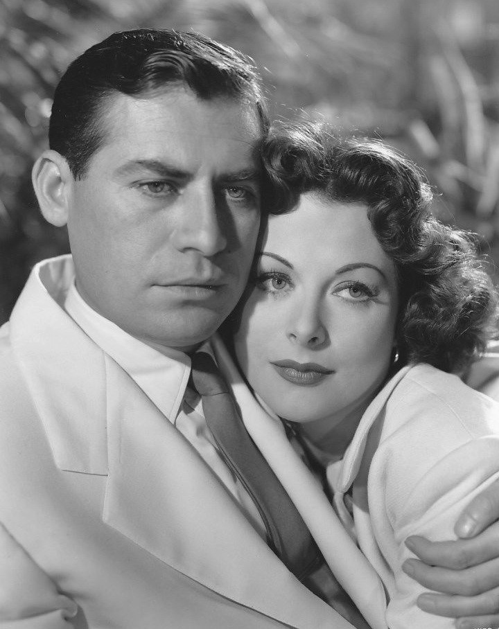 A Lady Without Passport (1950) Screenshot 3