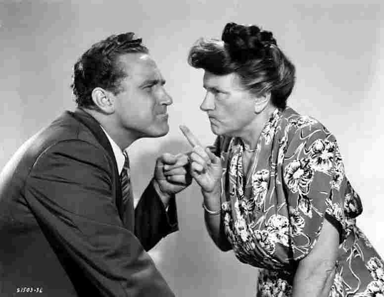 Mrs. O'Malley and Mr. Malone (1950) Screenshot 3
