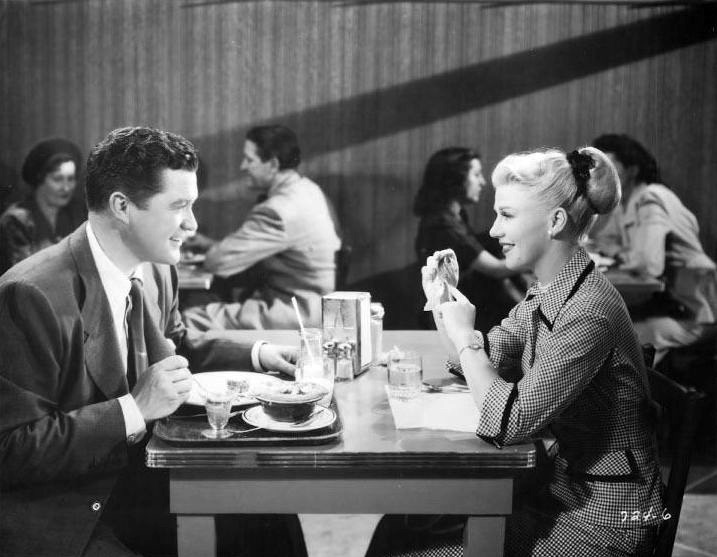 Perfect Strangers (1950) Screenshot 5 