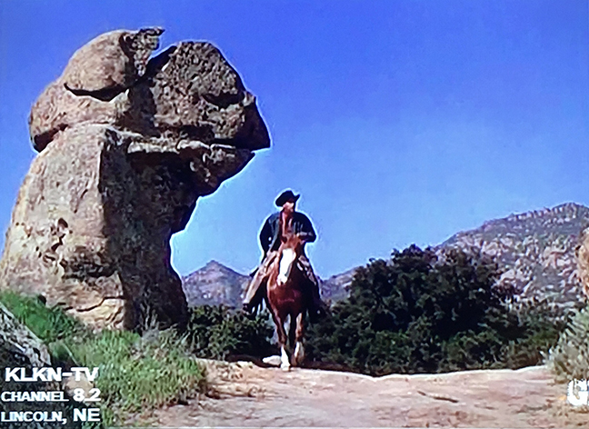 Saddle Tramp (1950) Screenshot 2 