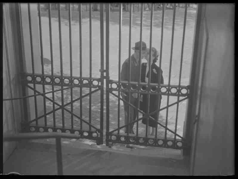 This Can't Happen Here (1950) Screenshot 5