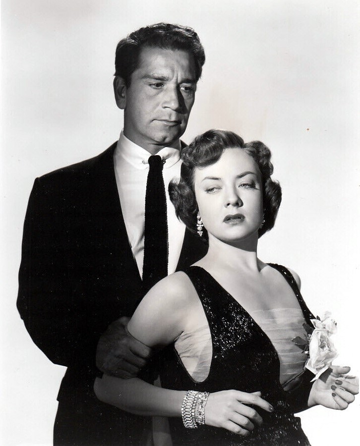 Under the Gun (1951) Screenshot 4