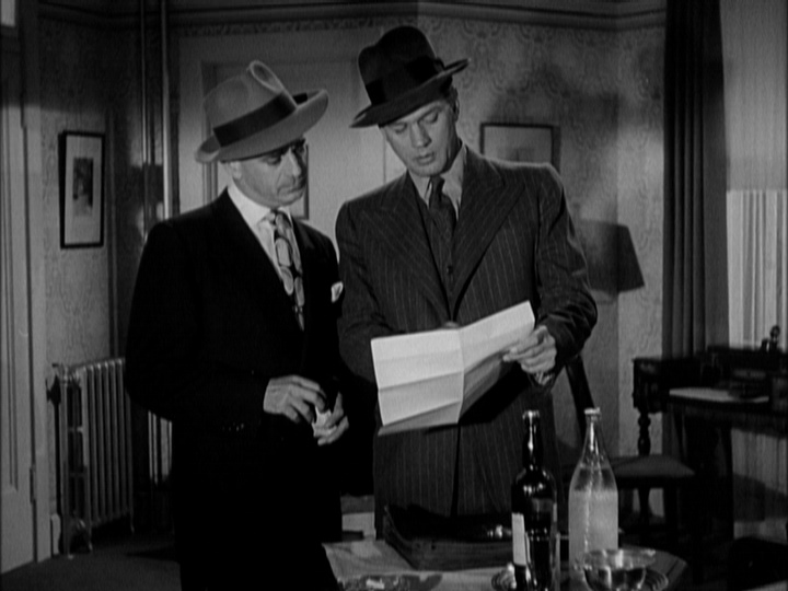 Walk Softly, Stranger (1950) Screenshot 2