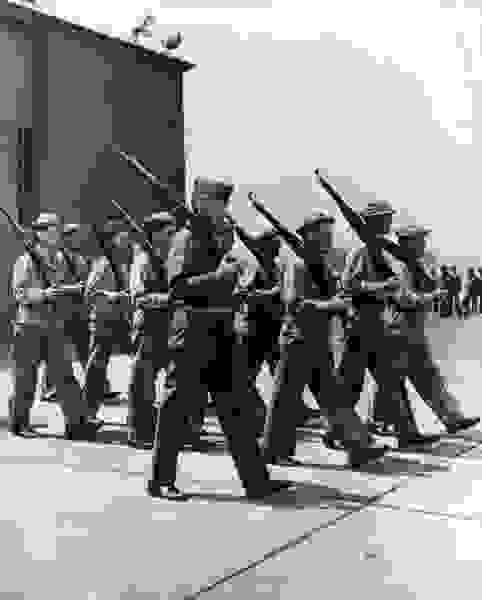 When Willie Comes Marching Home (1950) Screenshot 4