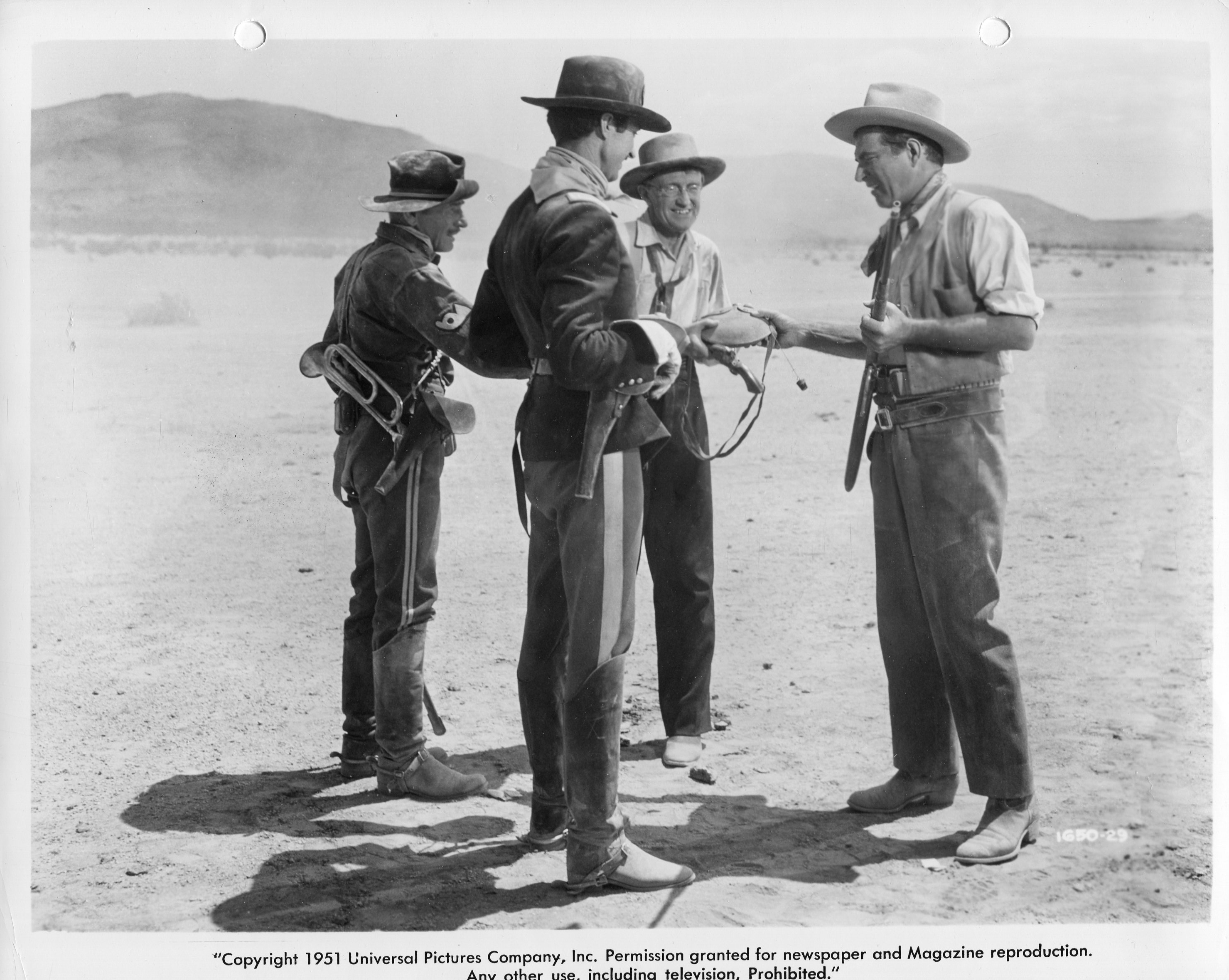 Apache Drums (1951) Screenshot 1