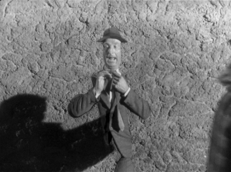 Mr. Peek-a-Boo (1951) Screenshot 3 