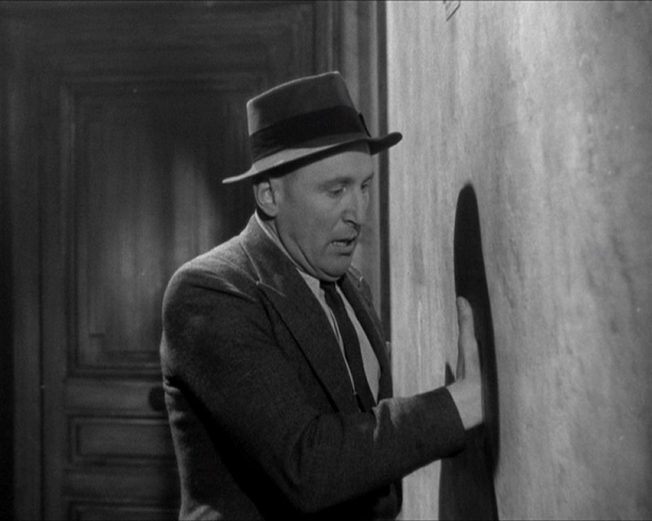 Mr. Peek-a-Boo (1951) Screenshot 4 