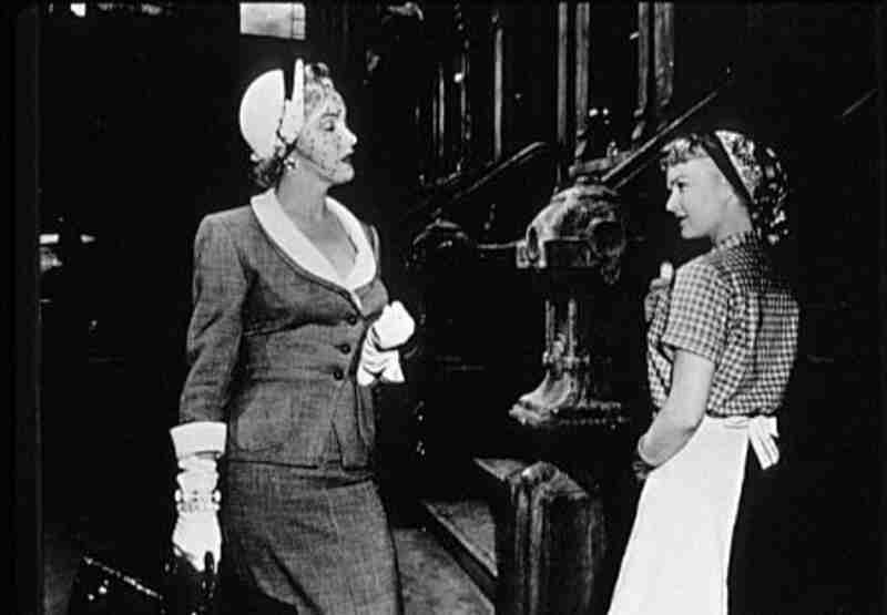 Love Nest (1951) Screenshot 2