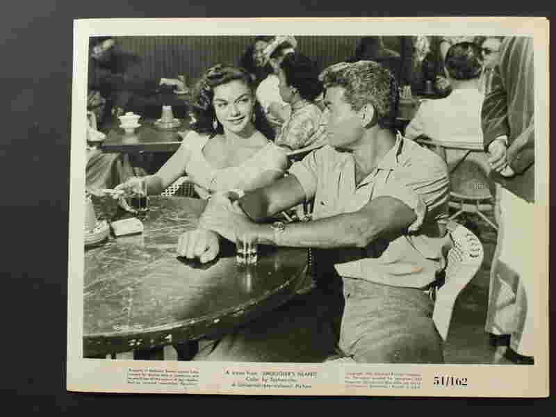 Smuggler's Island (1951) Screenshot 2