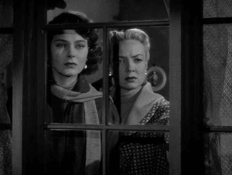Assignment: Paris (1952) Screenshot 4