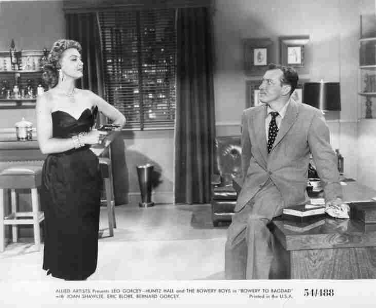 Bowery to Bagdad (1954) Screenshot 3