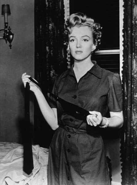 Don't Bother to Knock (1952) Screenshot 2