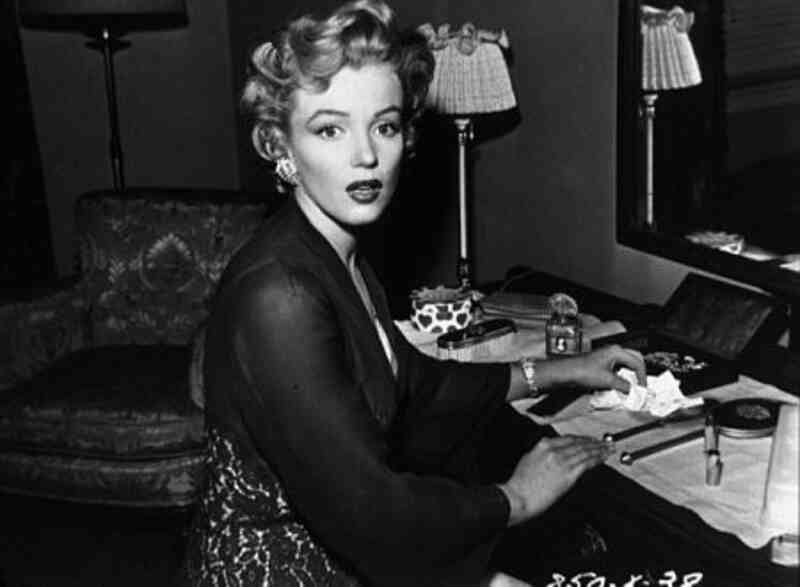 Don't Bother to Knock (1952) Screenshot 3