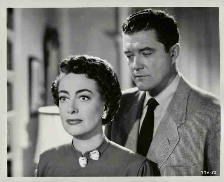 This Woman Is Dangerous (1952) Screenshot 4